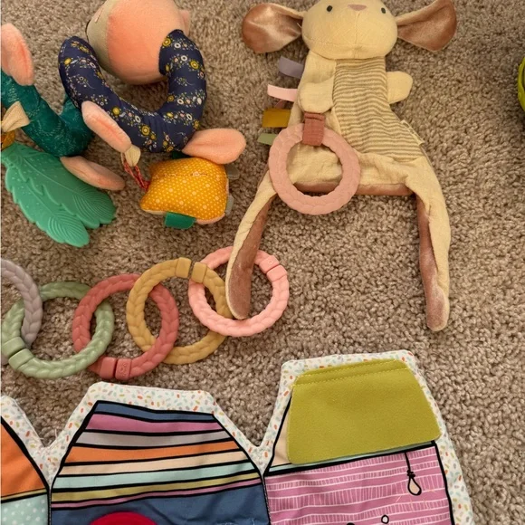 Newborn Baby Girl Toy Lot - Picture 3 of 5